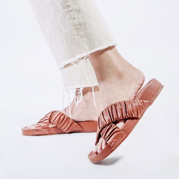 Saona Coffee Sandal - Picture 1 of 1